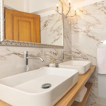 Casa Di Flora Luxurious In Rhodes 펜션 Rhodes City