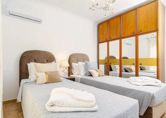 Casa Di Flora Luxurious In Rhodes Hébergement de vacances *